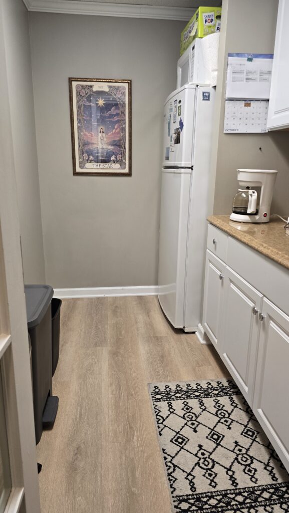 Kitchenette Image