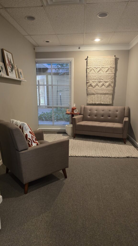 Therapy Room for Rent in Leawood Kansas